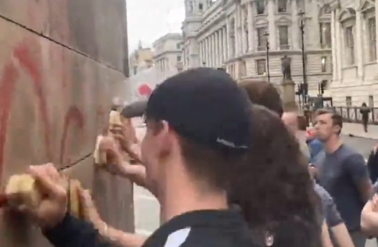 Antifa Vandals Get Outraged AS British Household Cavalry Peacefully Clean Their Memorial