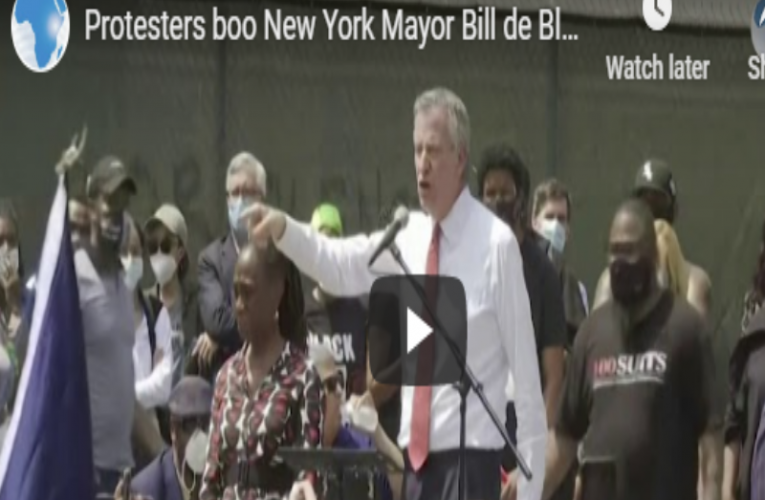Watch: New Yorkers boo Deblasio for cutting Police and violating his own COVID policy